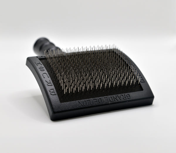 FRANK'S ORIGINAL Universal Slicker Brush - Firm